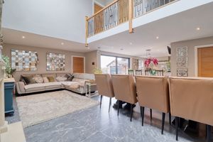 Kitchen/Diner/Lounge- click for photo gallery